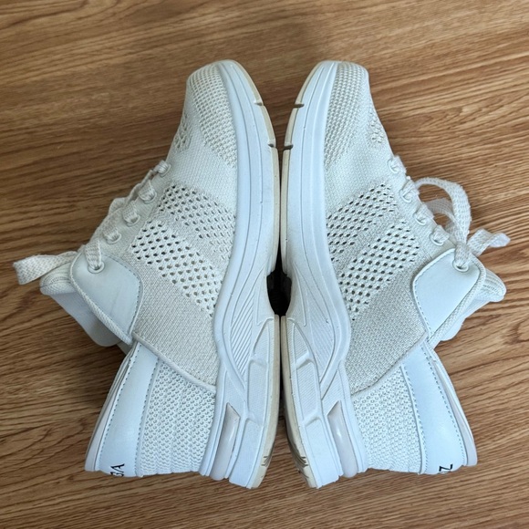 Zeba Women's Hands Free Slip-On Walking Shoes Athletic Sneakers Size 7 - Picture 8 of 11